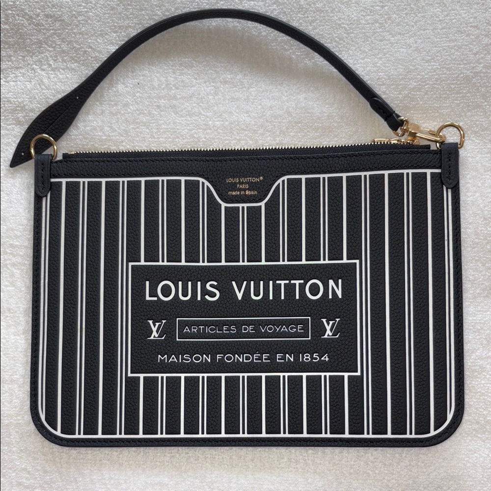 Louis Vuitton Inside Out Pouch With Strap